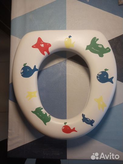 Детское сиденье на унитаз