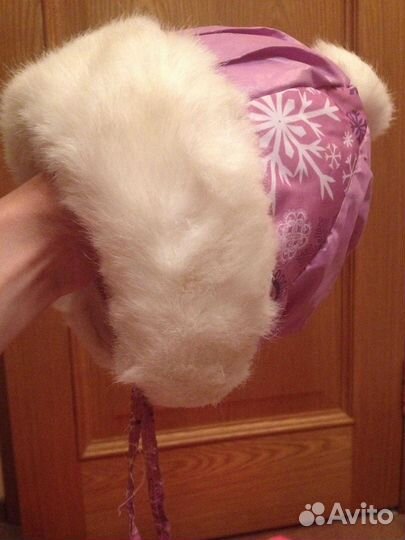 Продаю шапки зимние для девочки