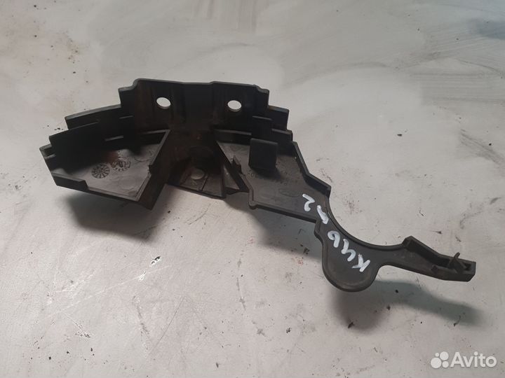 Накладка коробки передач Ford Kuga 2