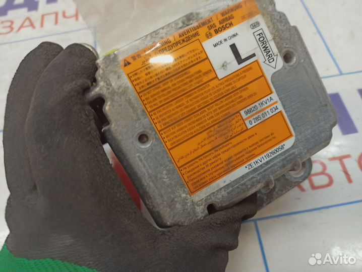 Блок управления AIR BAG Nissan Juke (YF15) 98820-1KV1A