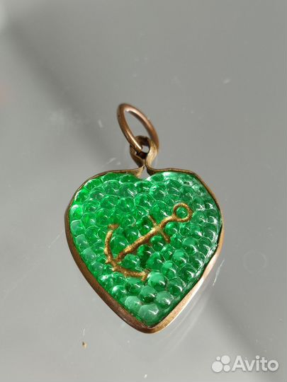 Кулон Вера, Надежда Любовь