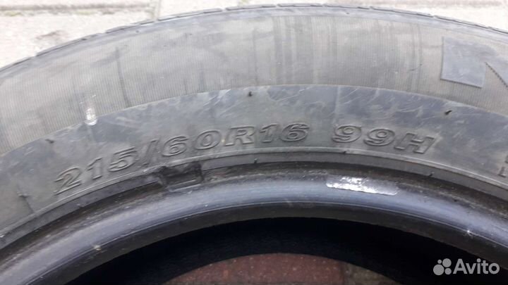 Nexen N Fera RU1 215/60 R16 99H