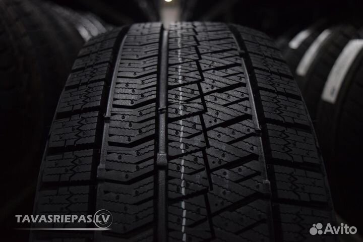 Bridgestone Blizzak Ice 225/55 R16 102
