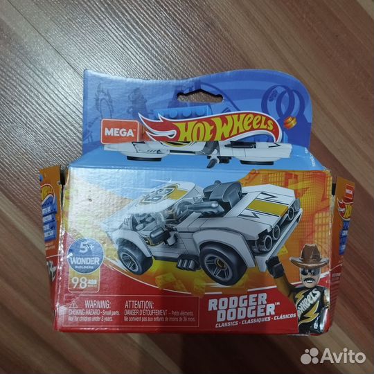 Hot wheels конструктор