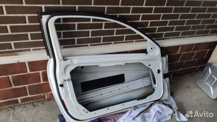 Дверь мерседес w 204 2013 г левая купе