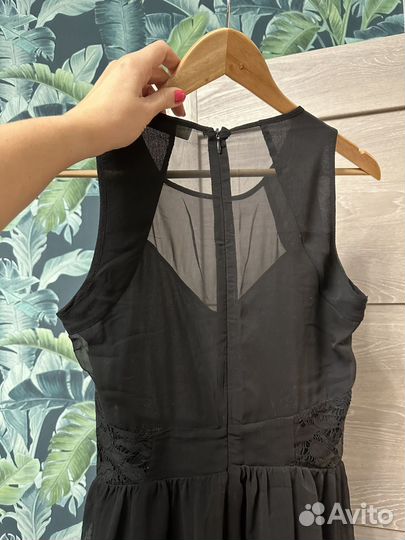 Маленькое черное платье Pull and bear 44-46 размер