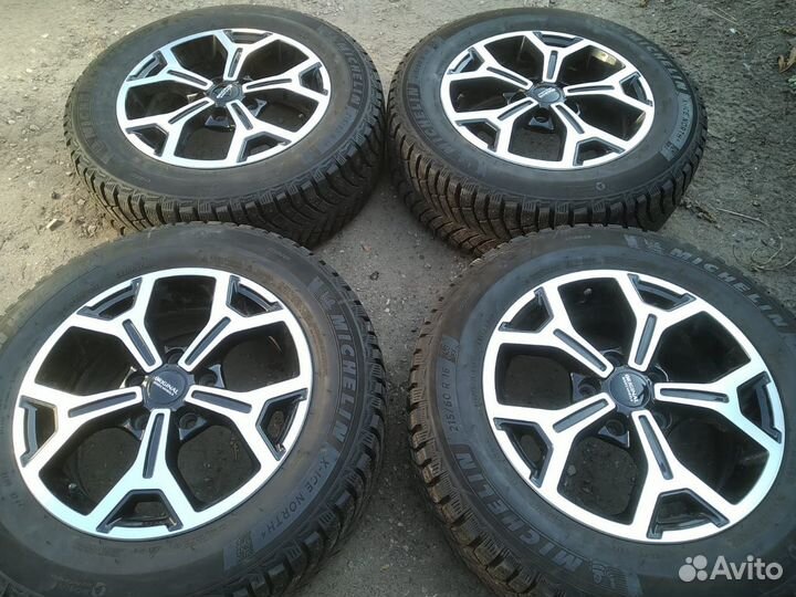 Toyota Suzuki R16 Литые диски Зимняя резина