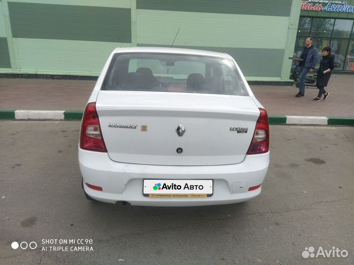 Renault Logan 1.6 AT, 2011, 300 000 км