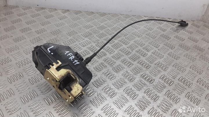 Замок двери передней левой Renault Grand Scenic/Sc