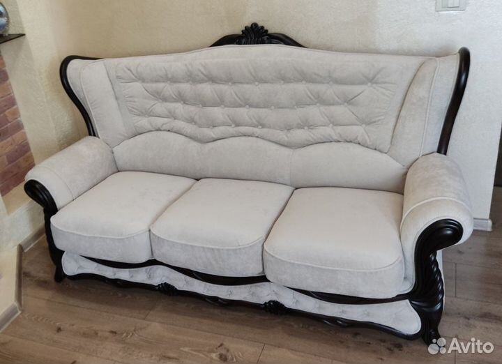 Перетяжка дивана кровати кресла