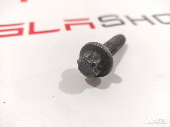 Болт суппорта Tesla Model 3 2020 1088969-00-B