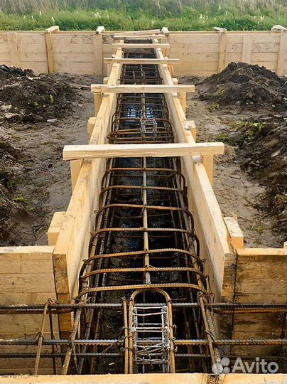 Бригада строителей