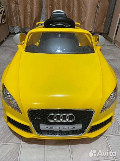 Детский электромобиль audi