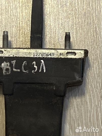 Ограничитель двери задний Saab 9-3, Cadillac BLS