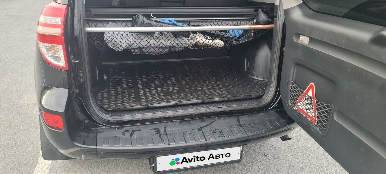 Toyota RAV4: фото владельца
