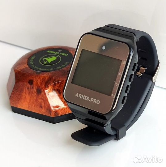 Кнопка вызова официанта с часами-пейджером