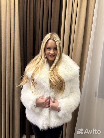 Шубка из эко-меха люкс