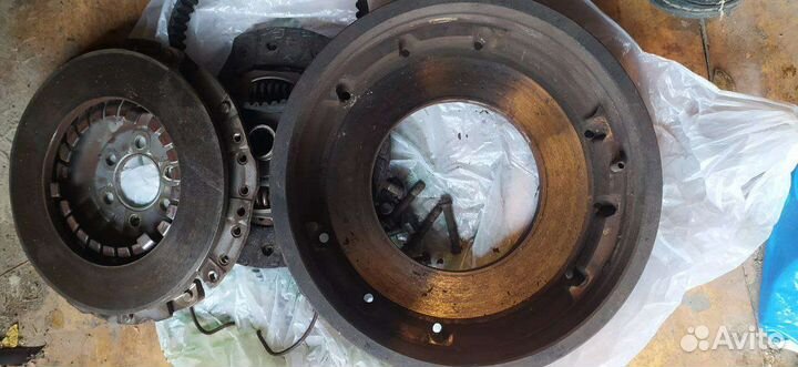 Маховик на VW Golf IV 1,4