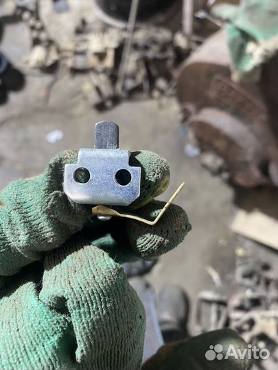 Концевик для Рафиса лифан солано 620 ручник