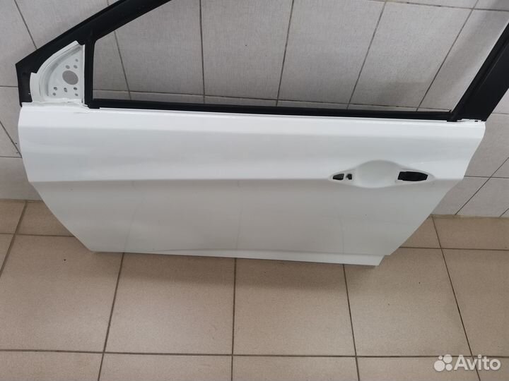 Дверь передняя левая оригинал Solaris 1