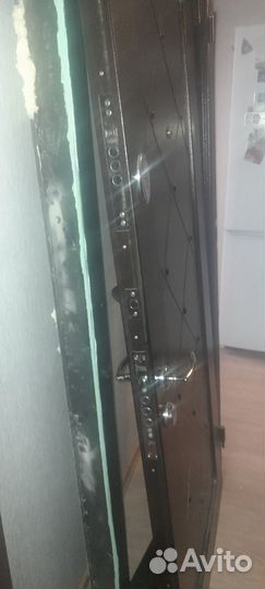 Дверь входная металлическая