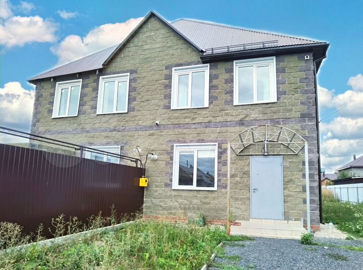 Таунхаус 108 м² на участке 4 сот.