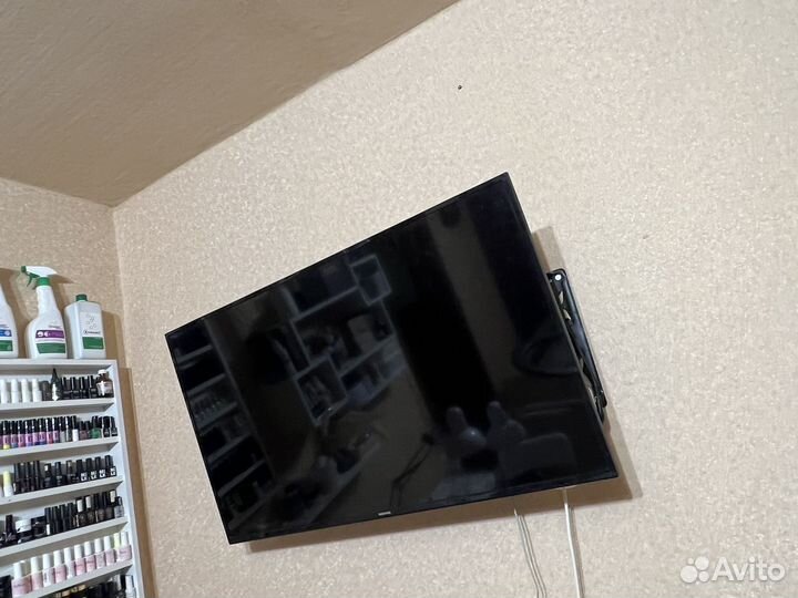 Телевизор SMART tv 43 дюйма (108 см), wi-fi
