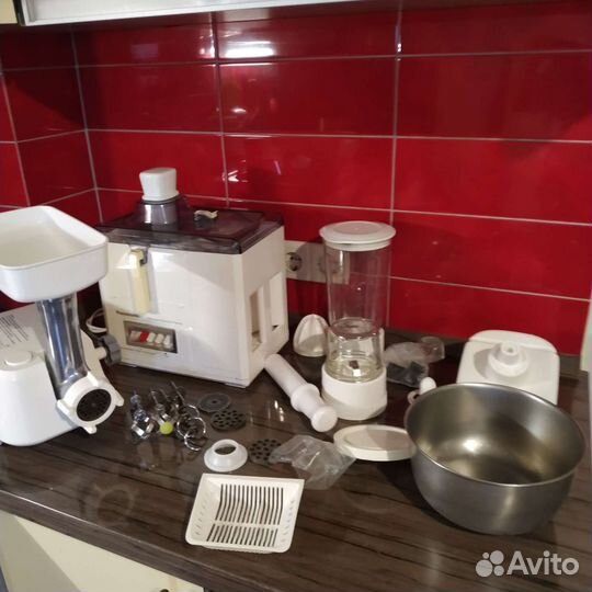 Кухонный комбайн Panasonic MK-8710P