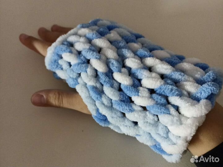 Перчатки без пальцев