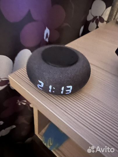 Умная колонка Маруся с часами