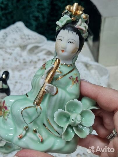 Фарфоровые статуэтки Гейша Китай Музыка Китая