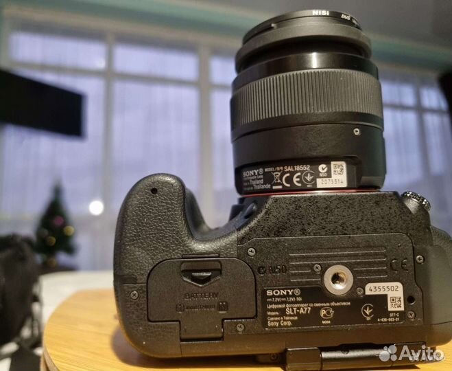 Очешуенная зеркалка Sony alfa, пробег 5800кадров