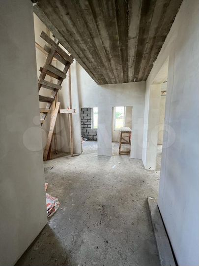 Дом 170 м² на участке 8 сот.