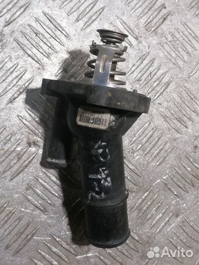 Корпус термостата Ford Focus 2005-2008