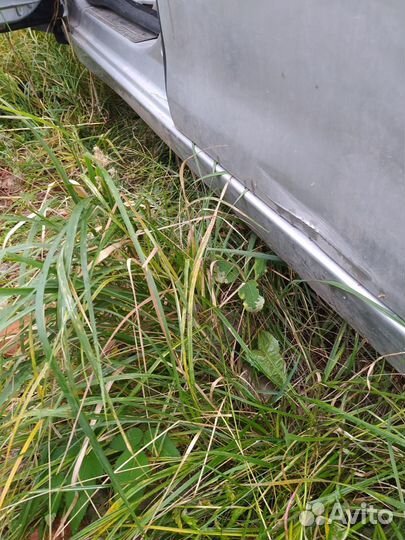 Левый порог ситроен с4 пикассо серый
