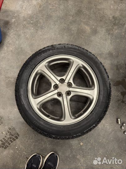 Диски subaru r17 с резиной (зима)