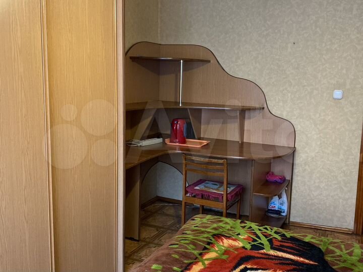 Комната 13 м² в 3-к., 1/10 эт.