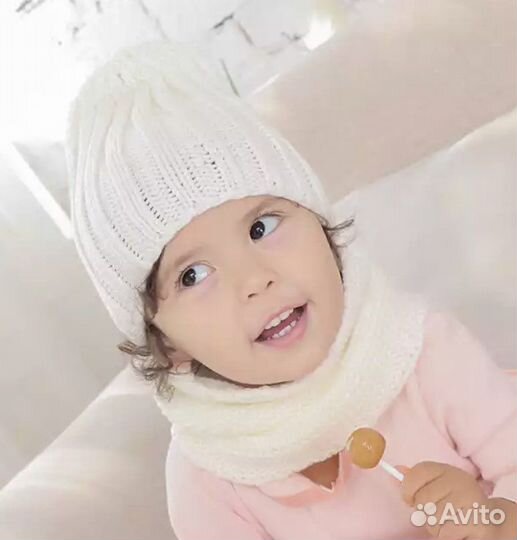 Вязаная шапка и снуд комплект