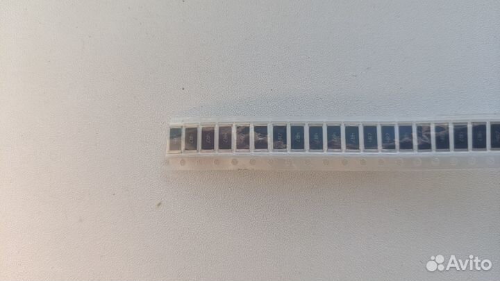 SMD Резисторы 4R7 (2512)