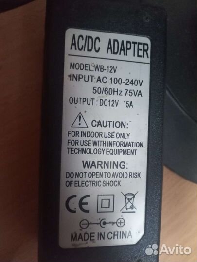 Монитор LG 22