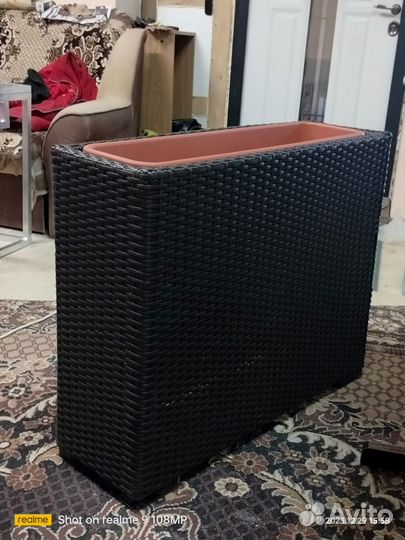 Прямоугольное кашпо для балкона и сада