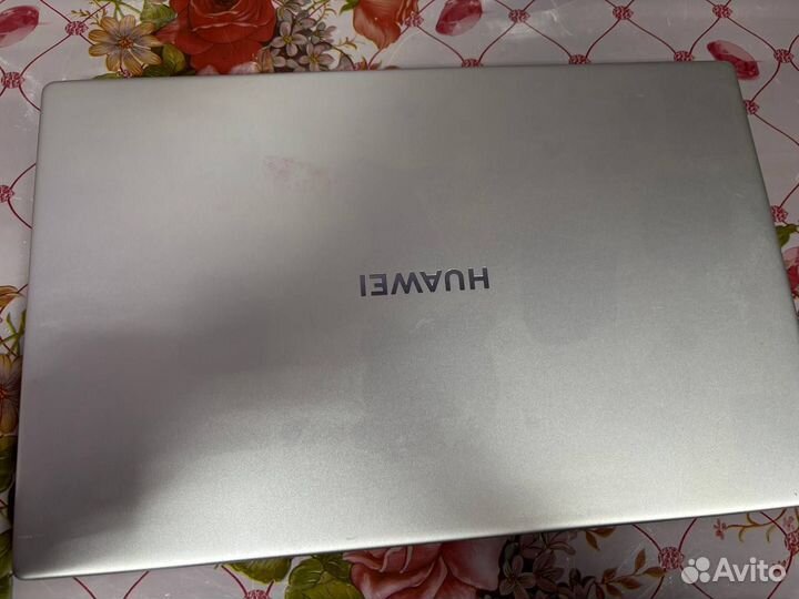 Ноутбук huawei