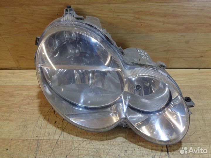 Фары Mercedes Benz w203 купе
