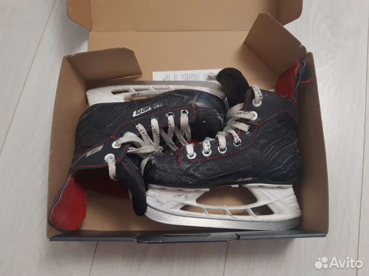 Хоккейные коньки bauer