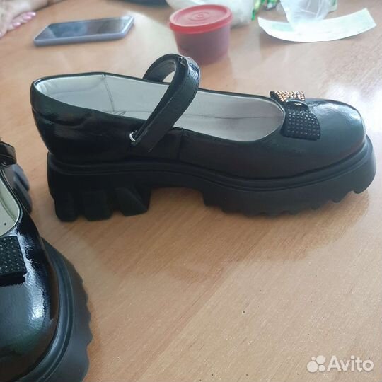 Туфли для девочки 37 размер кожаные