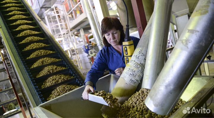 Требуется оператор на линию