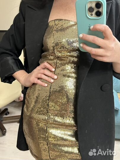 Платье в пайетках мини