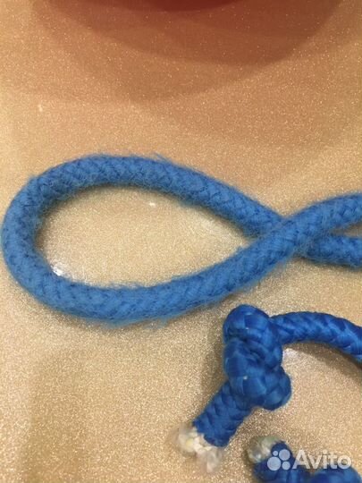 Гимнастический мяч и скакалка