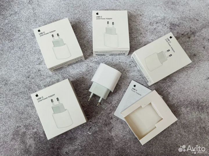 Блок быстрой зарядки iPhone Type-c 20w