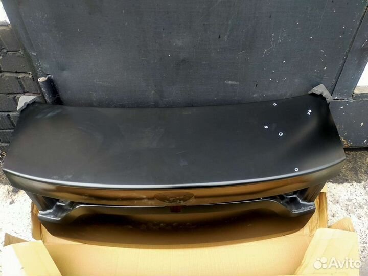 Крышка багажника Kia Rio 4